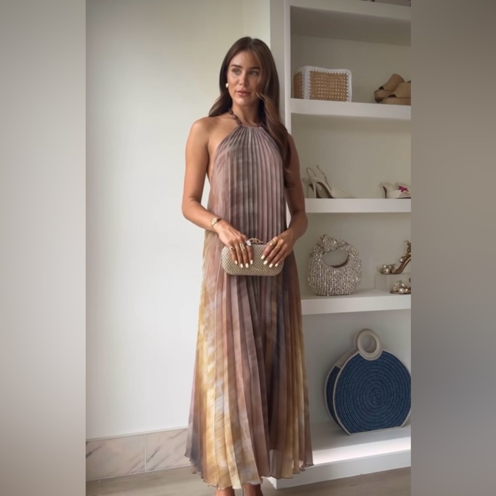 ZARA BLOGGERS’ FAVORITE TIE DYE PLEATED HALTER DRESS